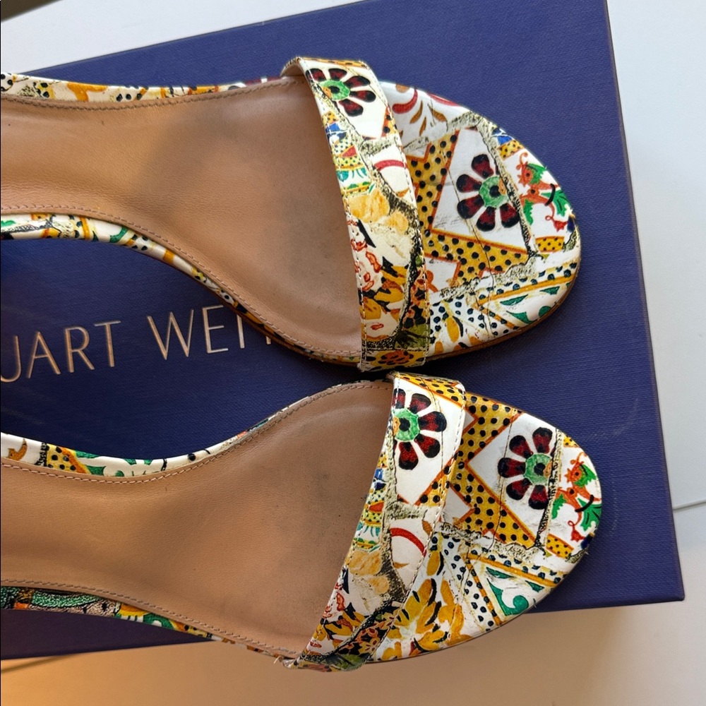 Stuart Weitzman Women's Patterned Heels - Picture 5 of 6